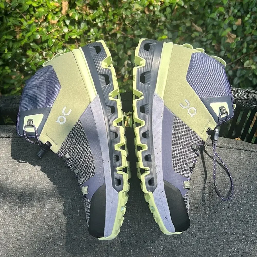 ON Running Women's Cloudtrax Hiking Boots, Reseda - Bright Lavender